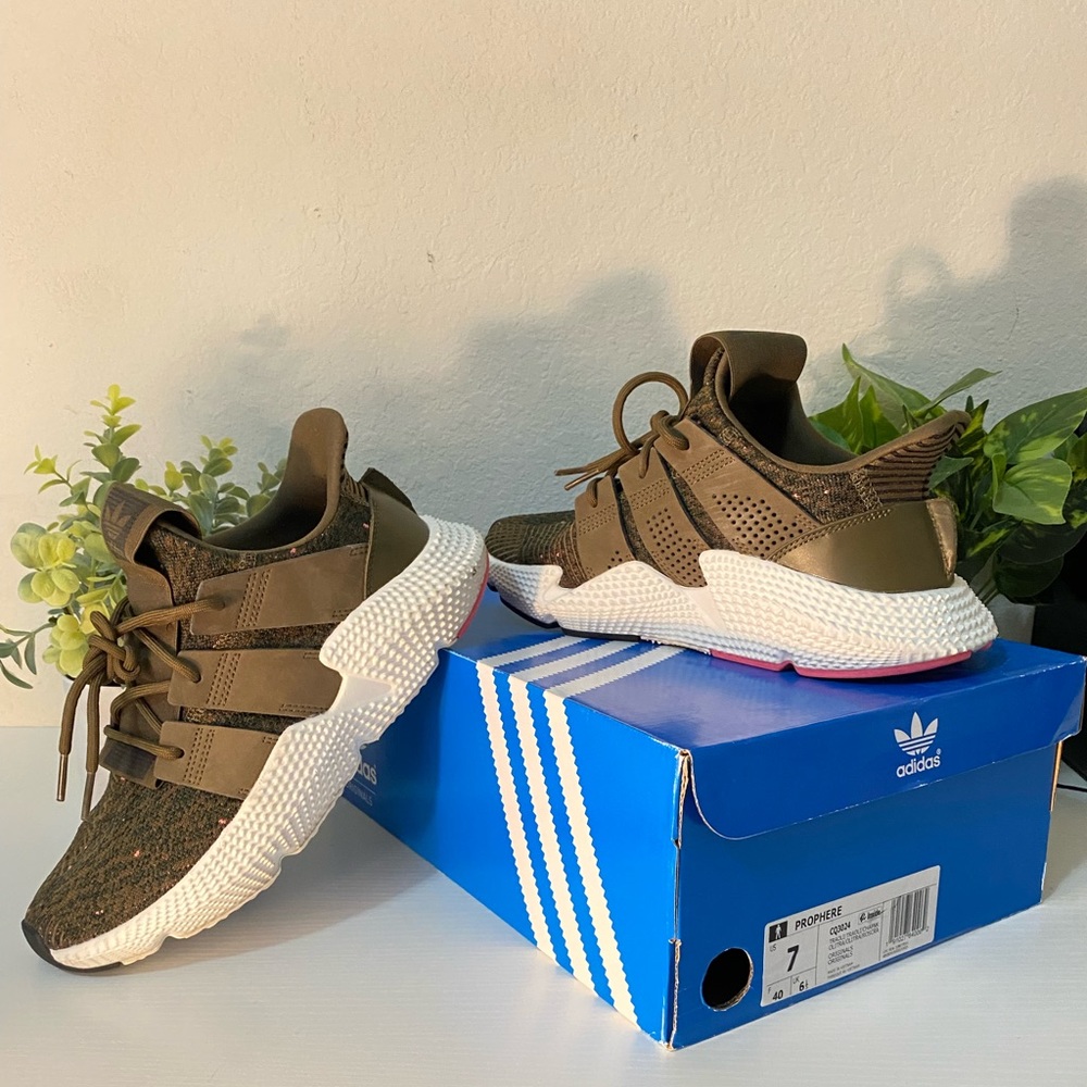 Adidas Prophere Trace Olive - Picture 1 of 4